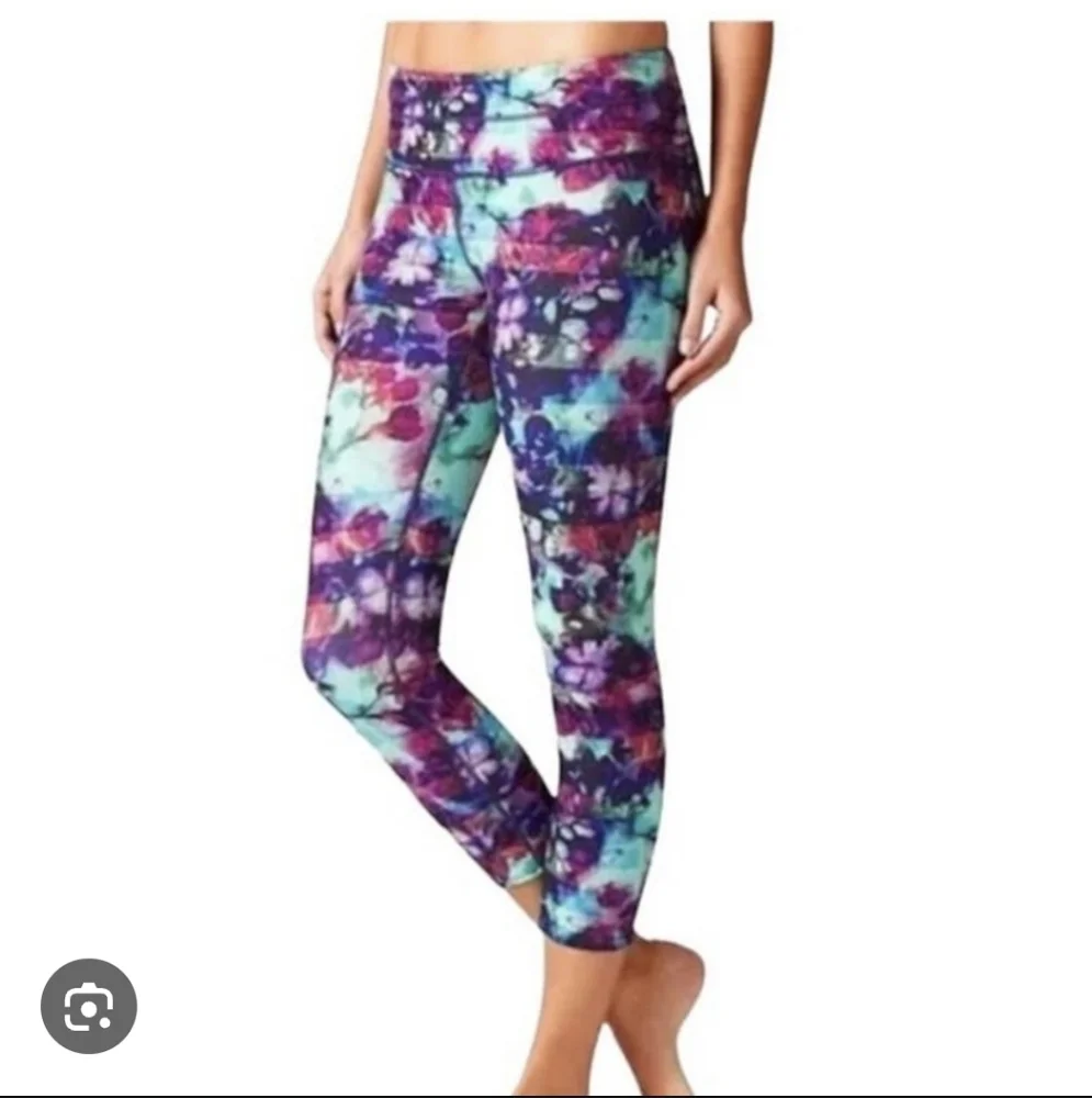 Athleta Multicolor Capri Leggings - Picture 1 of 4
